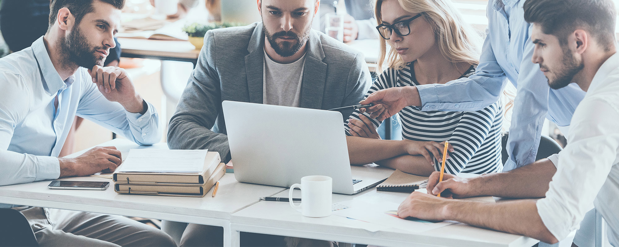 Services professionnels et de consultations